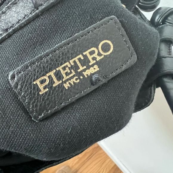 Pietro NYC Brooklyn Star Crossbody Bag - Picture 5 of 6